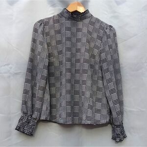 Gorgeous forever 21 blouse